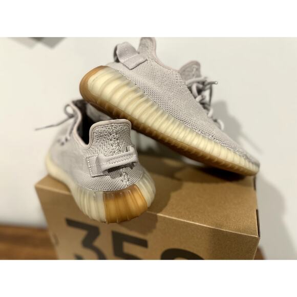 2018 Yeezy Boost 350 V2 'Sesame' -Very Good/EUC- Original Box - US 6 Womens - Picture 5 of 8
